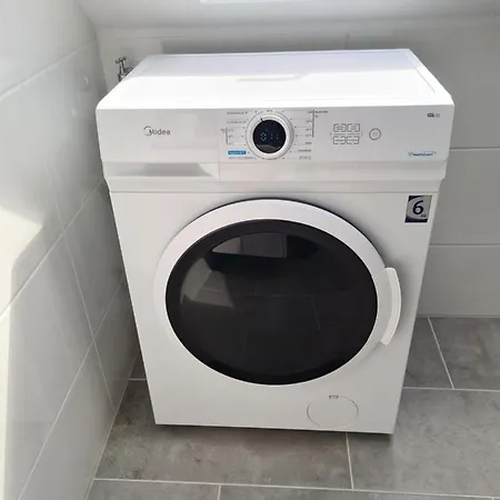 Leuchtturm شقة إمدن